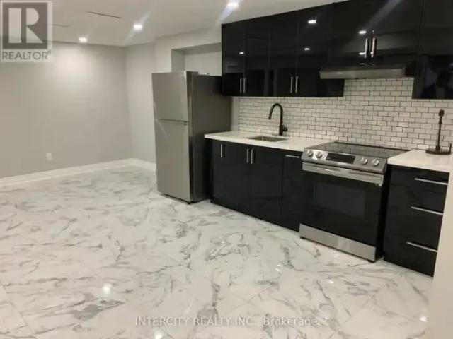 House for rent in Bradford West Gwillimbury, Ontario