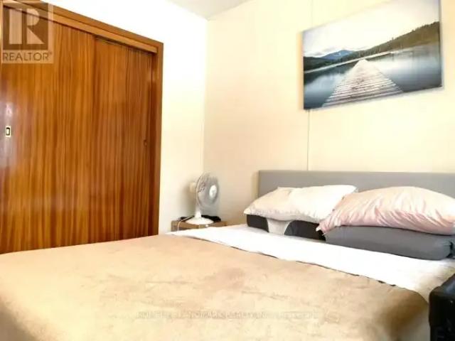 House for rent in Burlington, Ontario