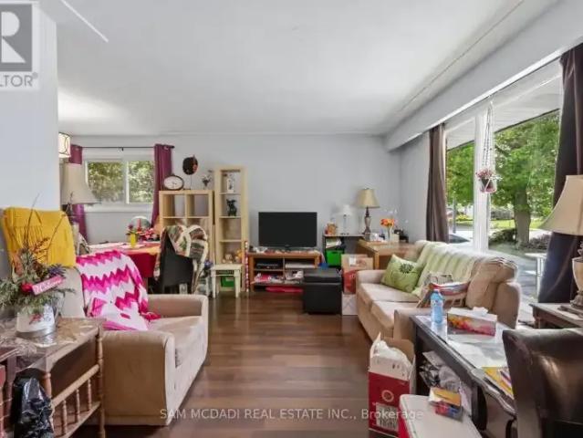 House for rent in Burlington, Ontario