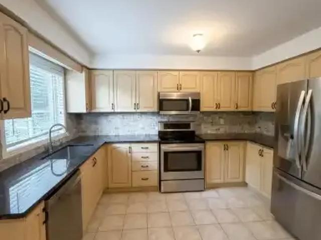 House for rent in Burlington, Ontario