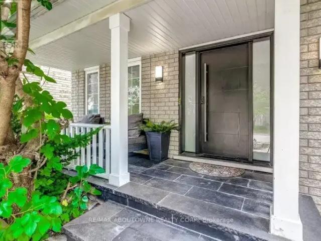 House for rent in Burlington, Ontario