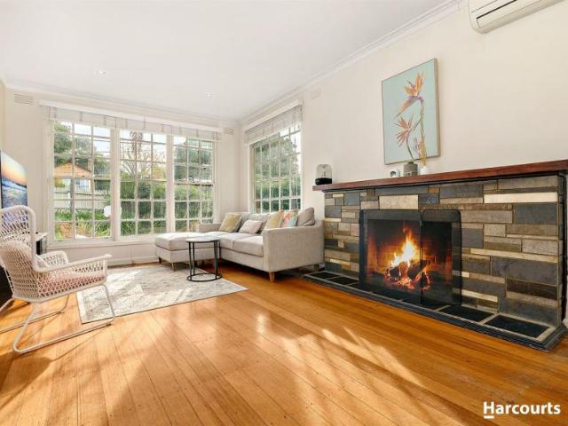 House for sale in Bennettswood, Melbourne