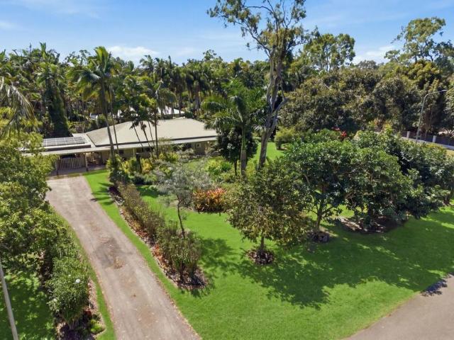 House for sale in Bushland Beach, Townsville City