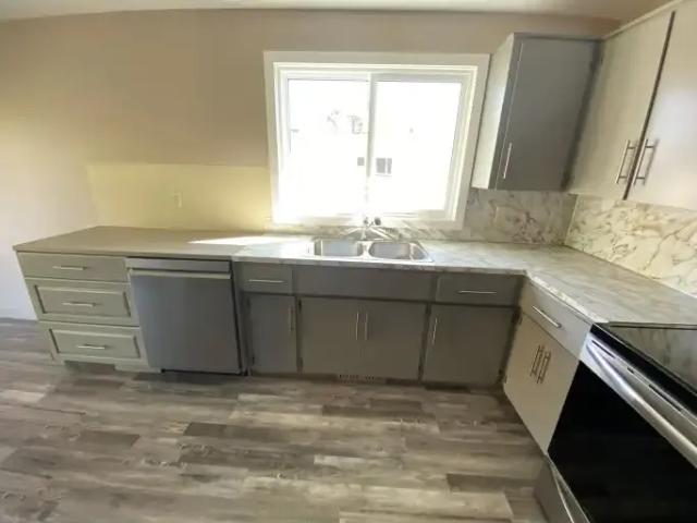 House for rent in Huntington Hills, Calgary