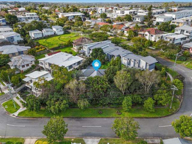 House for sale in Camp Hill, Greater Brisbane