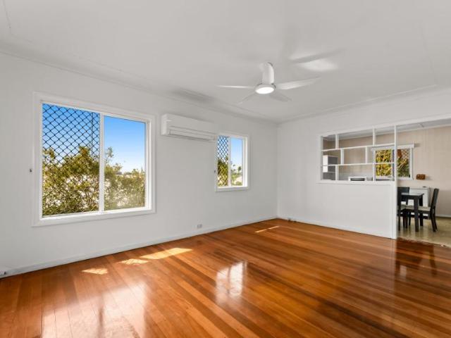 House for sale in Camp Hill, Greater Brisbane