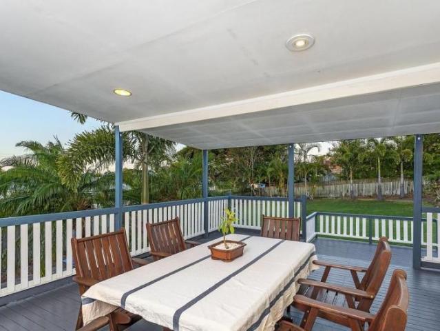 House for rent in Camp Hill, Greater Brisbane