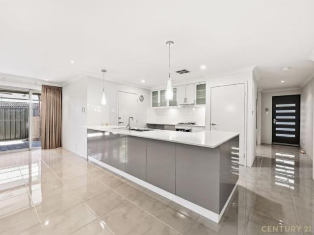 House for sale in Carlisle, Town of Victoria Park