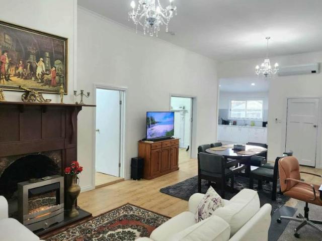 House for sale in Casterton, Shire of Glenelg