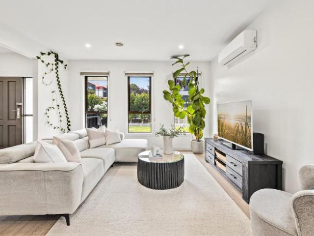 House for sale in Chadstone, Melbourne