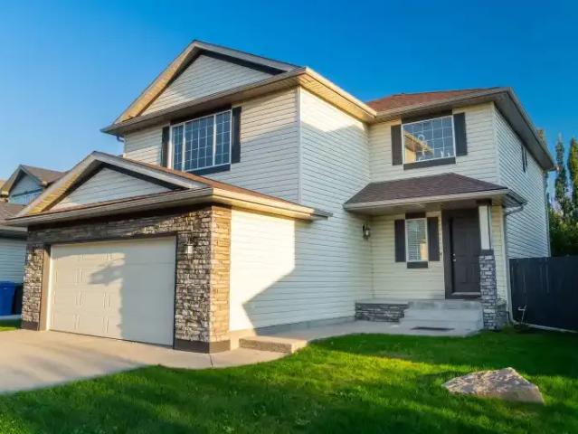 House for rent in Chestermere, Alberta