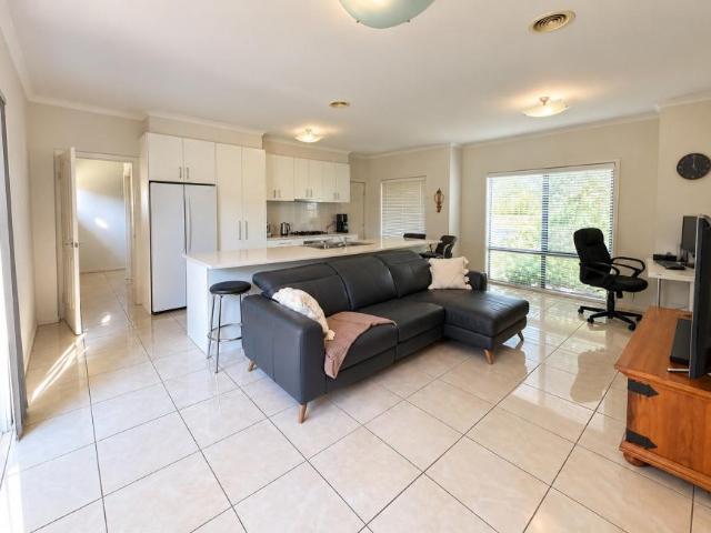 House for rent in Chirnside Park, Melbourne