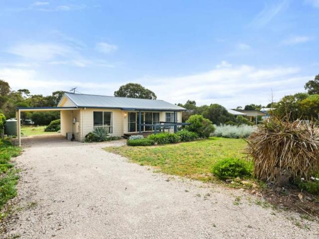 House for sale in Clayton Bay, Alexandrina Council
