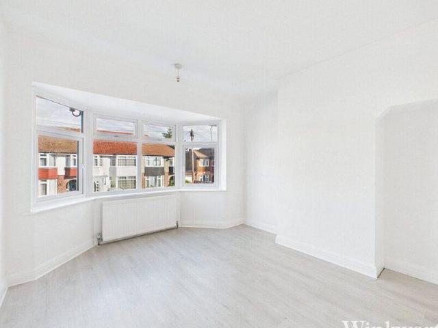 House for rent in Cat Hill, England