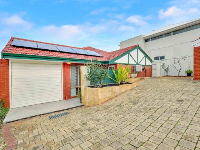 House for sale in Como, Western Australia