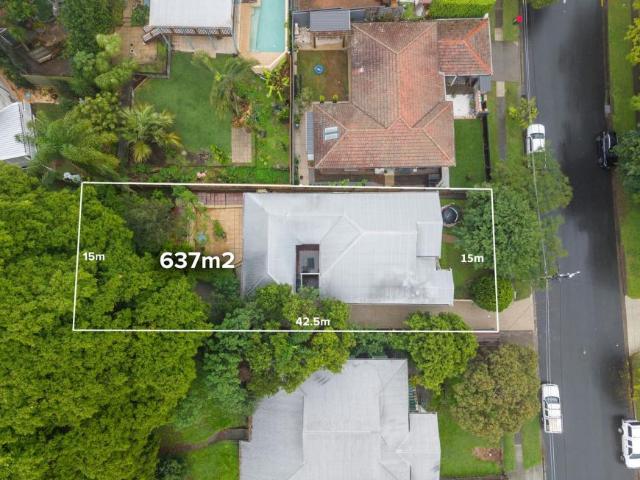 House for sale in Coorparoo, Greater Brisbane
