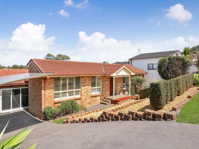 House for sale in Cordeaux Heights, Wollongong City Council