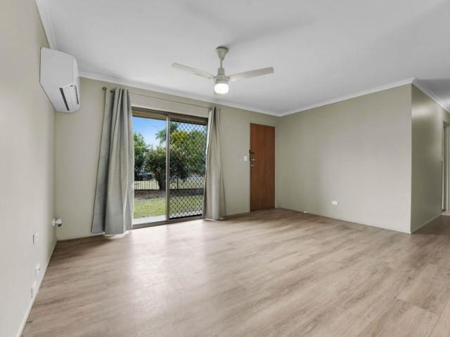 House for sale in Crestmead, Greater Brisbane