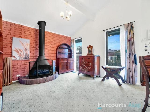 House for sale in Dandenong North, Melbourne