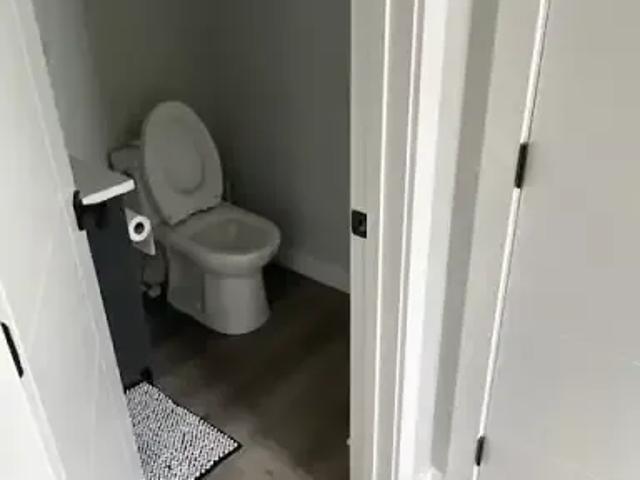 House for rent in Wedgewood, Alberta