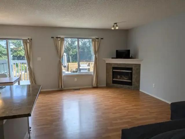 House for rent in Wedgewood, Alberta