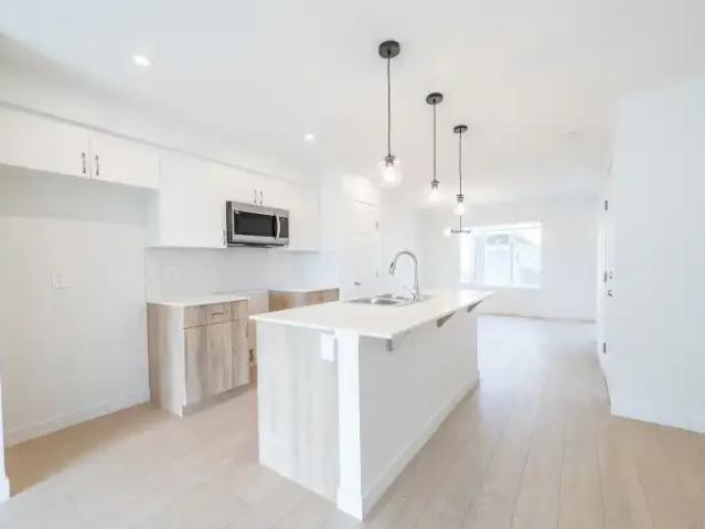 House for rent in Wedgewood, Alberta