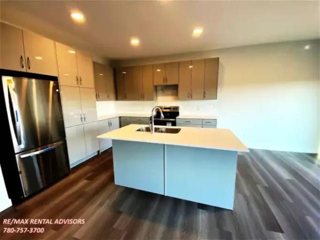 House for rent in Wedgewood, Alberta