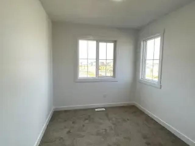 House for rent in Wedgewood, Alberta