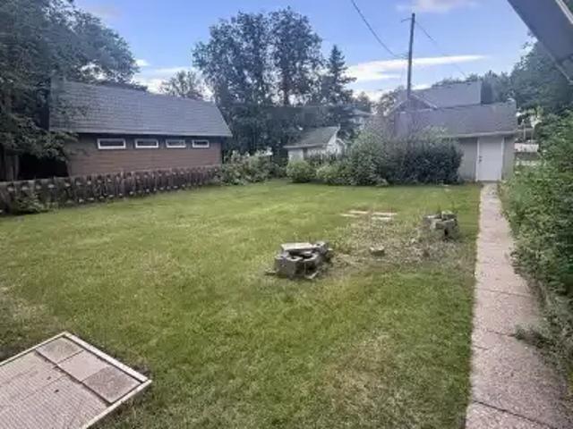 House for rent in Wedgewood, Alberta