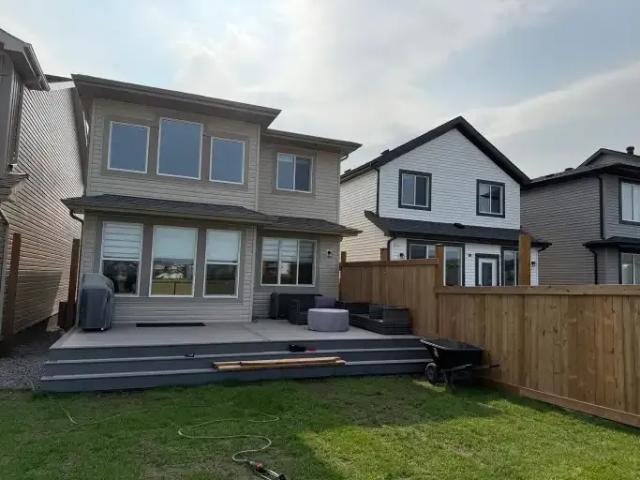 House for rent in Wedgewood, Alberta