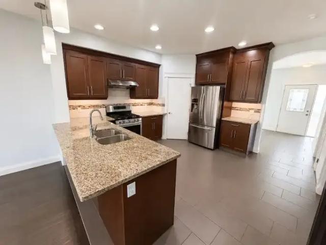House for rent in Wedgewood, Alberta