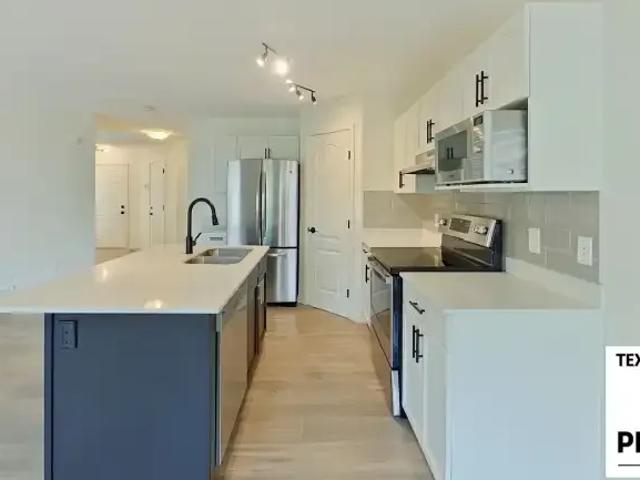 House for rent in Wedgewood, Alberta