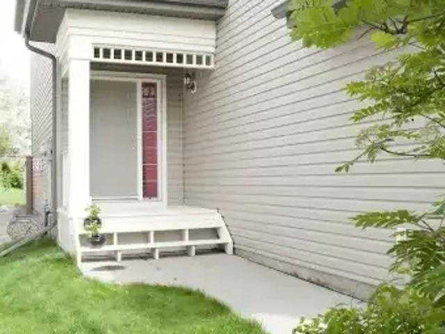 House for rent in Wedgewood, Alberta