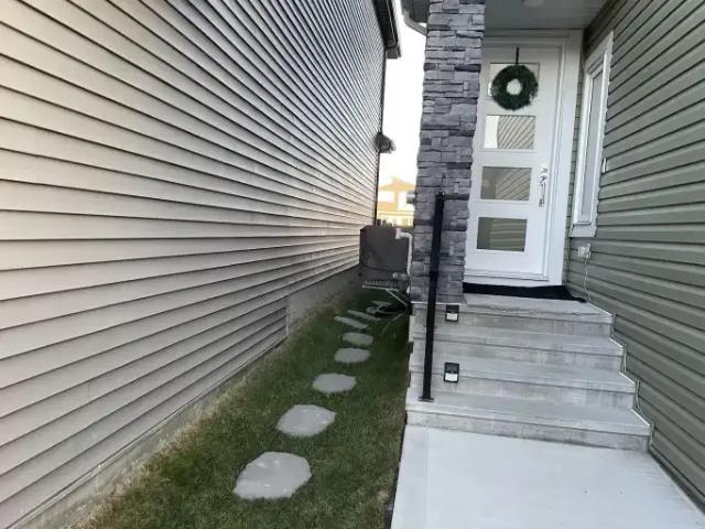 House for rent in Wedgewood, Alberta