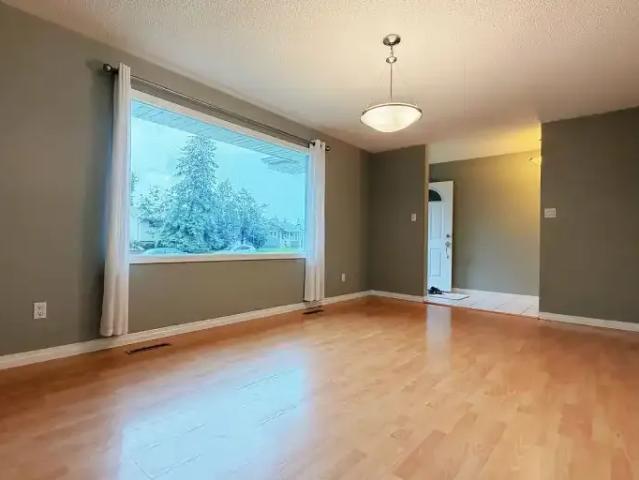 House for rent in Wedgewood, Alberta