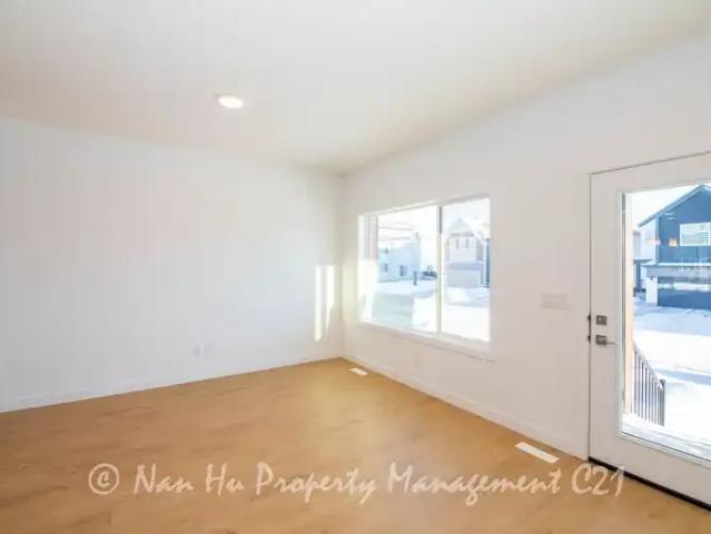 House for rent in Wedgewood, Alberta