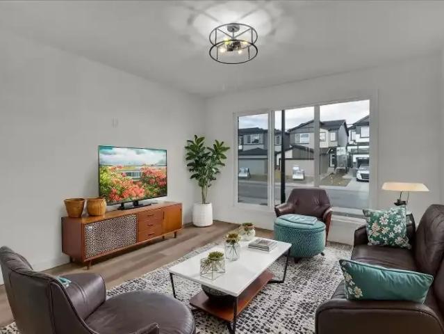 House for rent in Wedgewood, Alberta