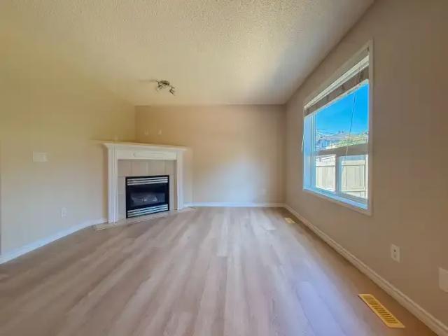 House for rent in Wedgewood, Alberta