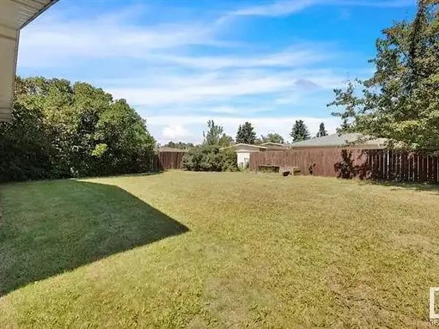 House for rent in Wedgewood, Alberta
