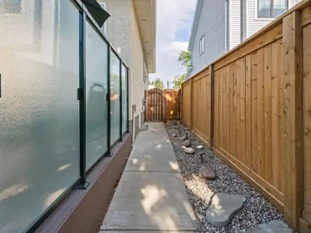 House for rent in Wedgewood, Alberta