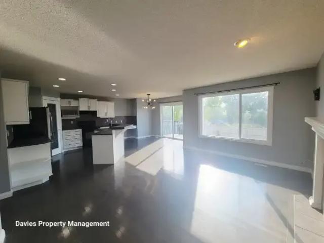House for rent in Wedgewood, Alberta