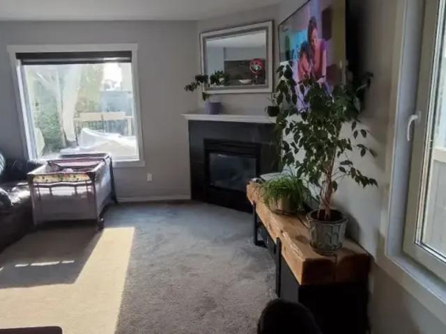 House for rent in Wedgewood, Alberta