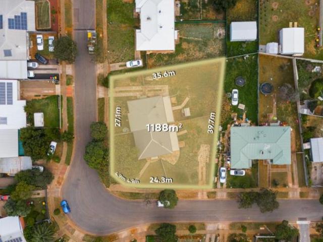 House for sale in Grove, Huon Valley