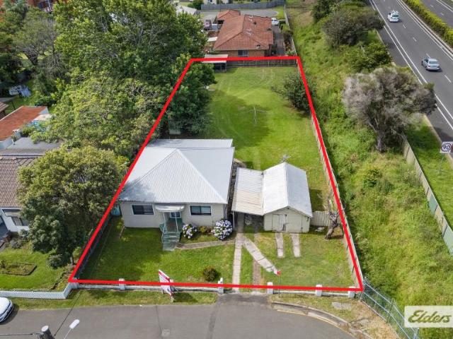 House for rent in Fairy Meadow, Wollongong City Council