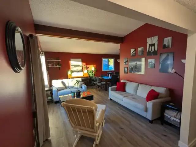 House for rent in Pineview, Fort Saskatchewan
