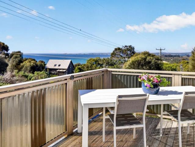 House for sale in Greens Beach, West Tamar