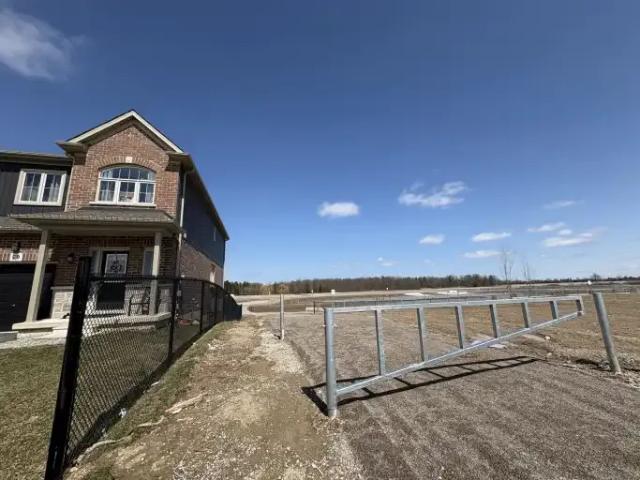 House for rent in Ancaster, Ontario