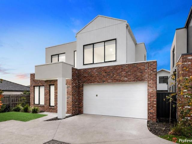 House for sale in Hampton Park, Melbourne