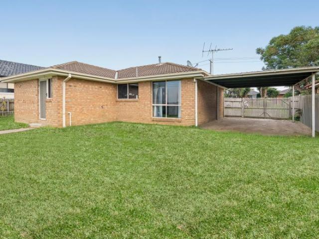 House for sale in Hampton Park, Melbourne