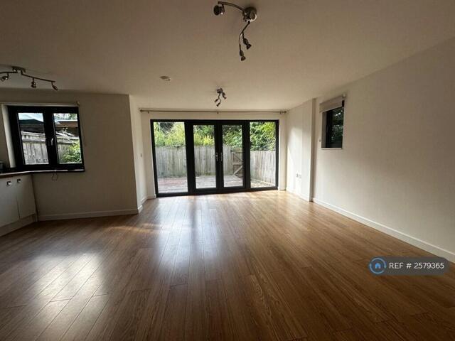 House for rent in Totteridge, High Wycombe